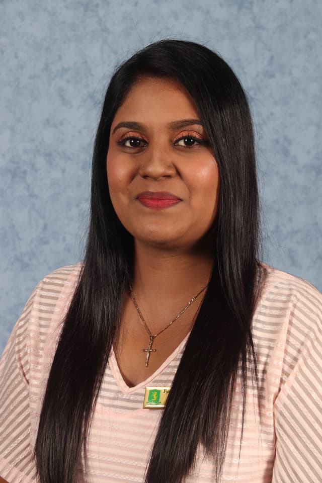 Mrs T Naidoo
